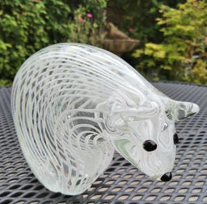 Niet of onleesbaar gesigneerd - Handgemaakte glassculptuur van een ijsbeer kopen? Bied vanaf 1!