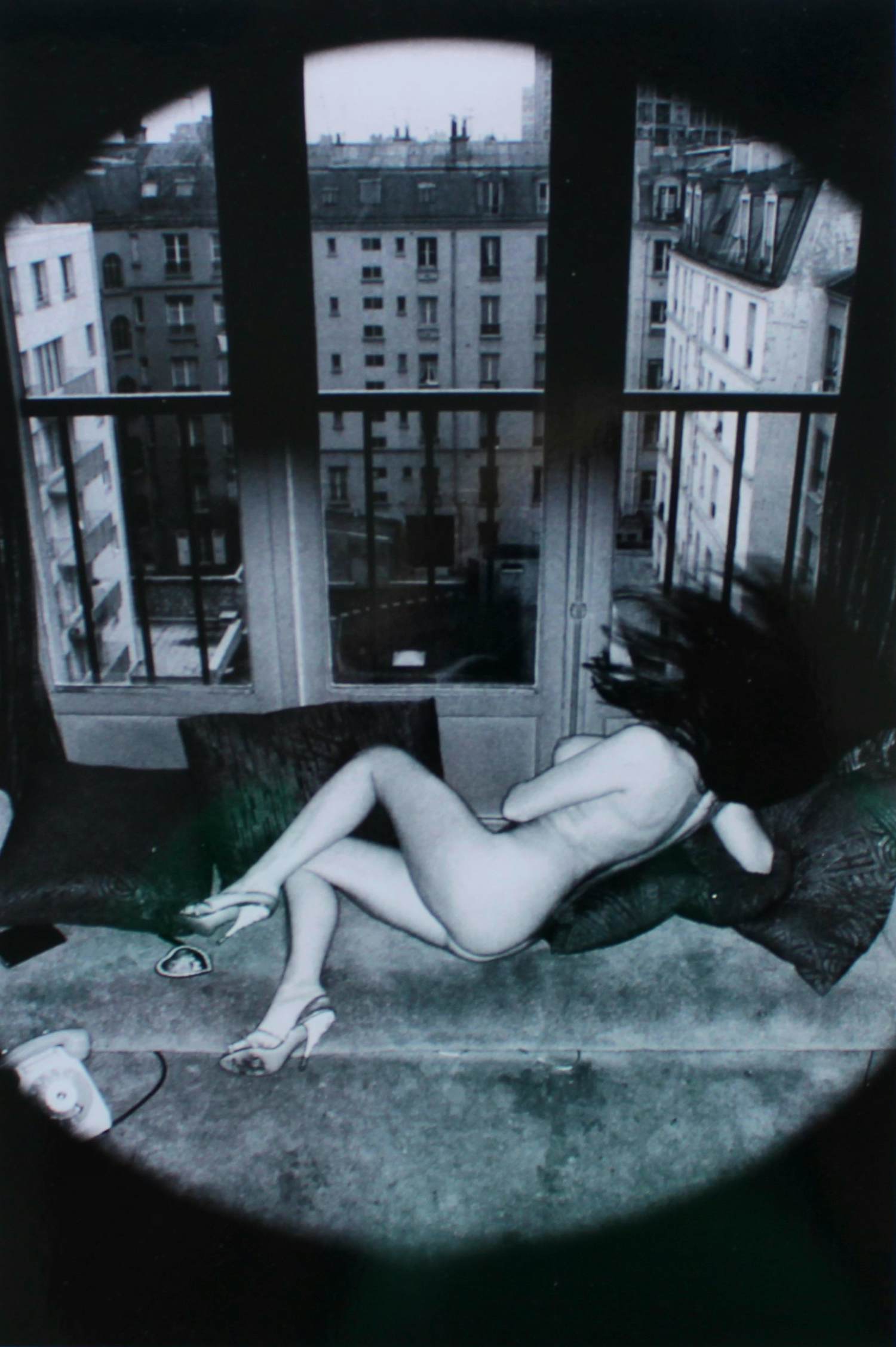 Helmut Newton - "Suzy at home, Paris" - 1974 kopen? Bied vanaf 120!