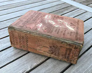 Antiquarisch Boek - Antieke Petit Larousse Illustré kopen? Bied vanaf 75!