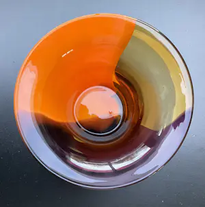 Bernard Heesen - GLAZEN SCHAAL IN DRIE KLEUREN kopen? Bied vanaf 80!