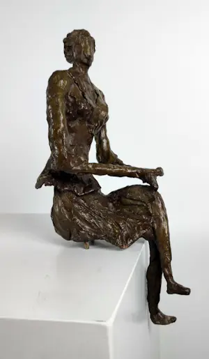 Wil Willemsen - Brons, Zittende dame kopen? Bied vanaf 200!