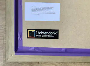 Corneille - Au Soleil avec Oiseau et chat kopen? Bied vanaf 365!