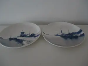 N.V. Porselein- en Tegelfabriek Mosa - 2 antieke Delftse borden kopen? Bied vanaf 50!