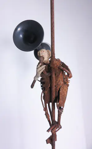 Jan Verschueren - Groot sculptuur gemaakt van ijzer, To the next level kopen? Bied vanaf 700!