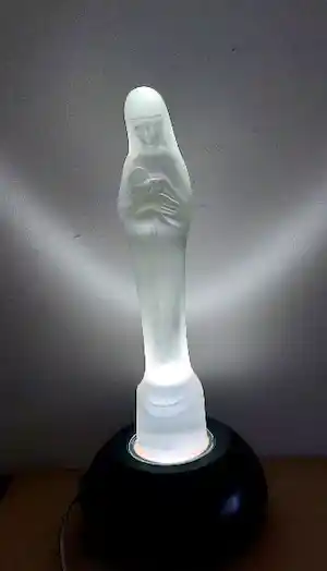Steph Uiterwaal - Madonna met kind verkocht voor € 95!