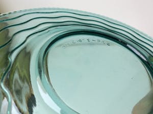 Orrefors - glazen bord met golfmotief en kartelrand kopen? Bied vanaf 10!