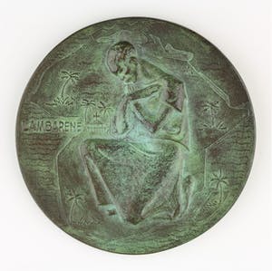 Maarten Pauw - Bronzen penning: Albert Schweitzer, 1954 kopen? Bied vanaf 125!