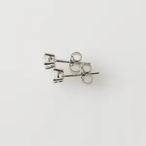 Diamanten oorknopjes kaufen? Bieten Sie von 850!