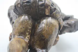 Niet of onleesbaar gesigneerd - Prachtig Rigoletto Beeld Gesigneerd (Gips Gepatineerd) 20e eeuw kopen? Bied vanaf 1!