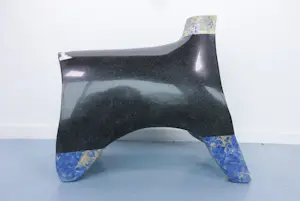 Jos Kuppens - Zwaar beeld van graniet en sodaliet, Geabstraheerd dierfiguur kopen? Bied vanaf 1000!