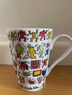 Keith Haring - 3 bekers van Keith Haring kopen? Bied vanaf 30!