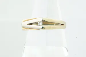 Vintage 14 krt gouden A-symmetrische solitair-ring - bicolor - 0.10ct briljant kopen? Bied vanaf 160!