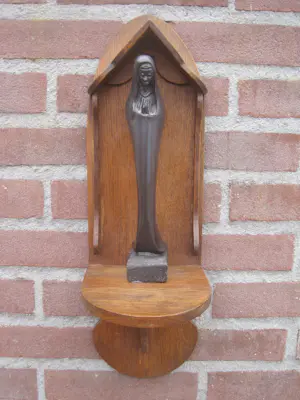 Heiligenbeeld - Madonna beeld van speksteen met console. kaufen? Bieten Sie von 30!