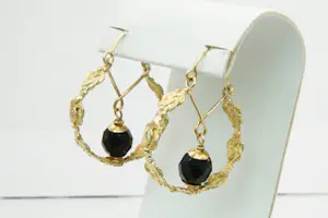 88 - Surinaamse 18 karaats geel gouden paar matteklopper oorsieraden kopen? Bied vanaf 400!