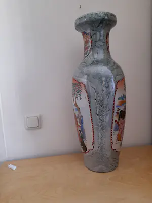 Niet of onleesbaar gesigneerd - Chinese vaas kopen? Bied vanaf 1!