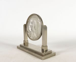 Nieuwe Kunst - Opaline persglas, Plaquette van Maria in metalen montuur kopen? Bied vanaf 1!