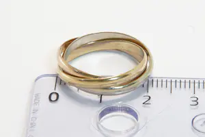 83 - 14 karaats tricolor Trinity ring kopen? Bied vanaf 240!