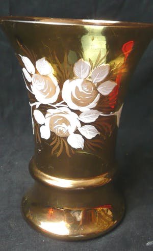 Niet of onleesbaar gesigneerd - Vase aus Bauerngold, Glas, Böhmen, Jugendstil um 1910, handbemalt kopen? Bied vanaf 1!