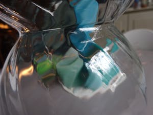 Willem Noyons - losse vaas - eindejaarsgeschenk UMC- helder glas met ribbel kopen? Bied vanaf 15!