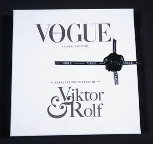 Curiosa - Vogue special edition Viktor&Rolf kopen? Bied vanaf 1!