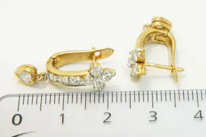 06 - Exclusieve set 18 karaat geel gouden oorclips gezet met ca. 1.10ct diamant kopen? Bied vanaf 800!