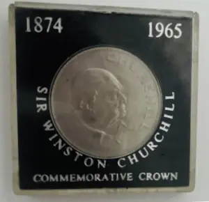 AcheterNiet of onleesbaar gesigneerd - Sir Winston Churchill Commemorative Crown Coin 1874 to 1965 in Case Elizabeth II? Enchérissez de 10!