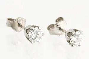 162- Prachtige set 14 krt gouden dames oorstekers met ca 0.80ct (G/si1) diamant. kopen? Bied vanaf 630!