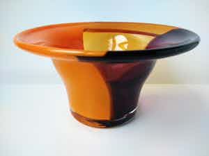 Bernard Heesen - 2-kleurige glazen kom/vaas verkocht voor € 50!