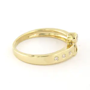 Buy 14k geelgouden ring met briljant geslepen diamant tot. 0.05ct – F/G - VS/SI? Bid from 240!