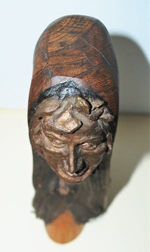 Brons (Onbekend) - Brons in houten beeld kopen? Bied vanaf 45!