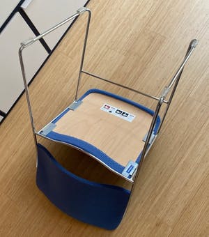 David Lincoln Rowland - Zes 40/4 stoelen met hemelblauwe stoffen bekleding - Howe kopen? Bied vanaf 200!