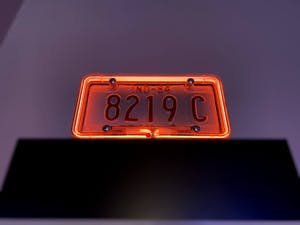 Jan Henderikse - Neon license plate kopen? Bied vanaf 995!