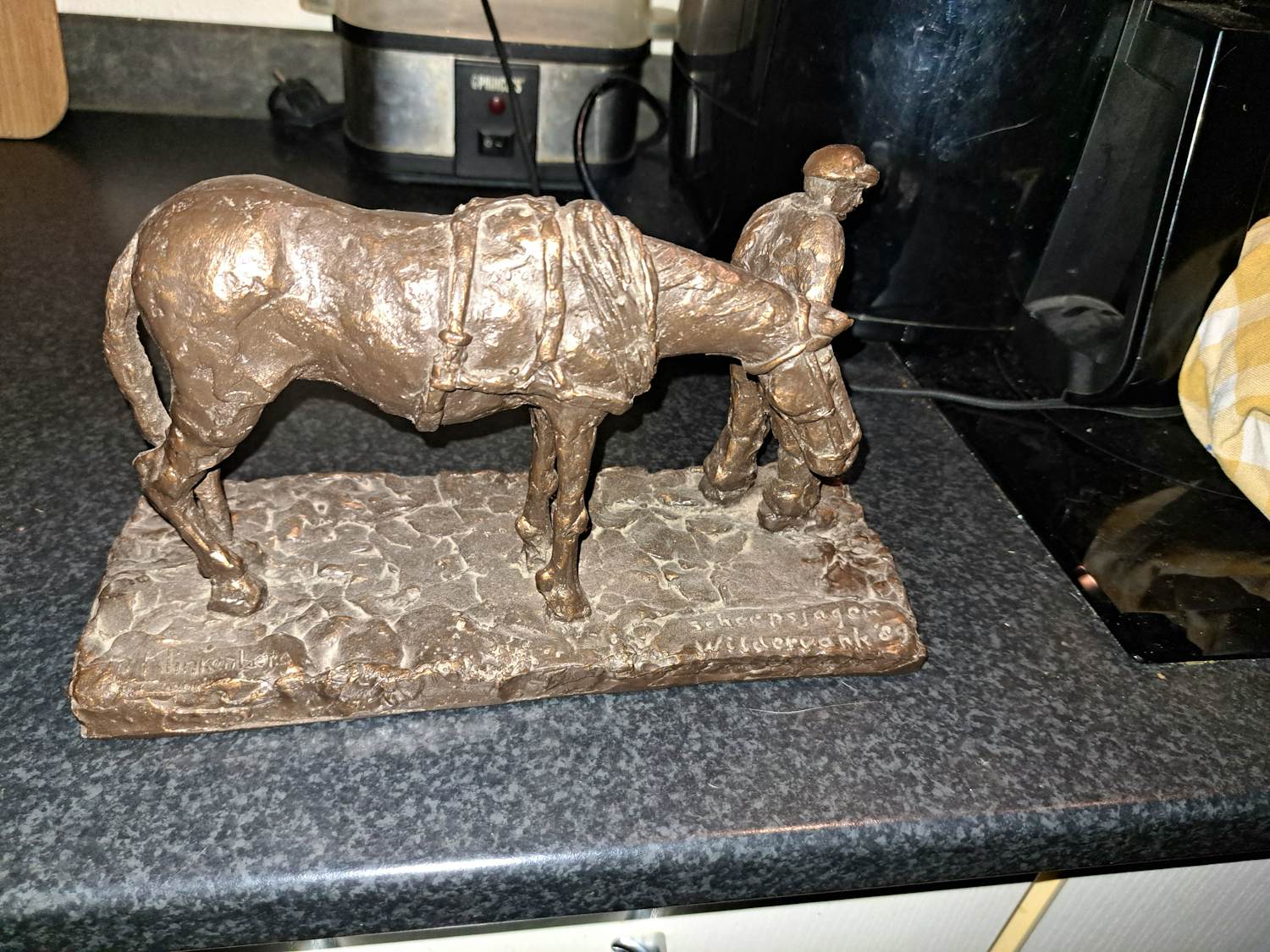 Maria Klinkenberg - man met paard kopen? Bied vanaf 100!