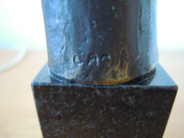 Corry Ammerlaan - Gesigneerd bronzen beeld titel - "SAMEN VERDER " kopen? Bied vanaf 45!