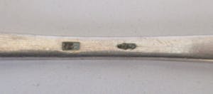 Niet of onleesbaar gesigneerd - Vier Antieke Zilveren 2e gehalte theelepels kopen? Bied vanaf 10!