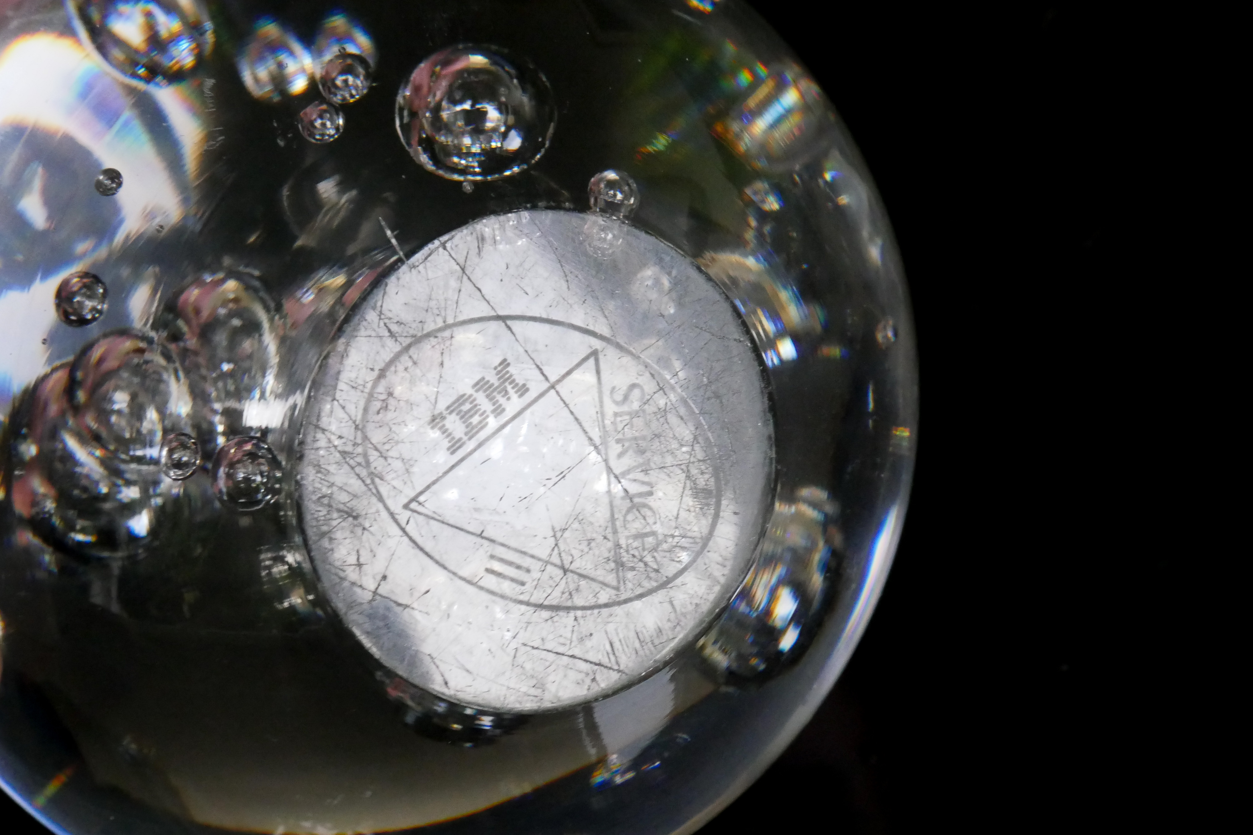 Floris Meydam - Bol Presse-papier met luchtbellen kopen? Bied vanaf 20!