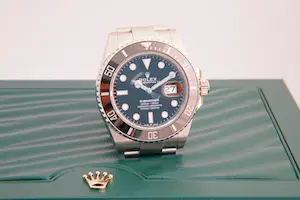 127- Originele Rolex 126610LN  Submariner Date - BLACK - met papieren - ZGAN! kopen? Bied vanaf 10400!