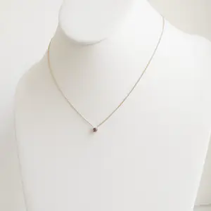Buy 0,33 ct saffierketting met hanger? Bid from 260!