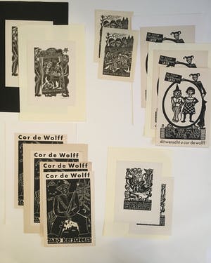 Cor de Wolff - 44 Wens- en verhuiskaarten - Houtblok prints kopen? Bied vanaf 40!