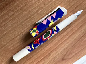 Corneille - 2 Bekers -Bone China en Corneille Pelikan vulpen in doosje. kopen? Bied vanaf 25!