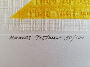 Hannes Postma - VREDESDUIF MET DRIEHOEK / ZW-W ETS EN KLEURETS + RELIEF / 50x65cm / SIG kopen? Bied vanaf 21!