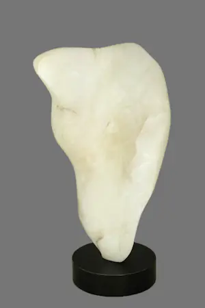 Marina Nuñez del Prado - Abstract beeld uit albast - prachtige licht doorlating - ruim 11 kg kopen? Bied vanaf 895!