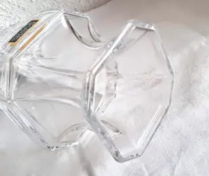Sevres - Kristallglas Vase facettierte sechseckige Form transparent 70er Jahre Höhe 24cm kopen? Bied vanaf 120!