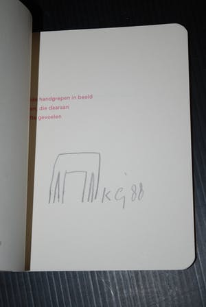 Klaas Gubbels - een getekend tafeltje in een fraai boekje - kopen? Bied vanaf 75!