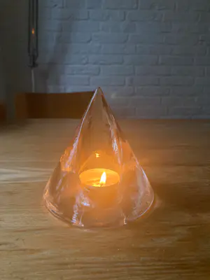 Klaus Breit - Waxinelichthouder “Pyramide”, 1970 voor Wiesenthalglashütte kopen? Bied vanaf 25!
