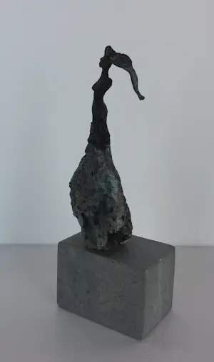 Mieke Oldenburg - Drie bronzen beeldjes, Vrouwfiguren kopen? Bied vanaf 150!