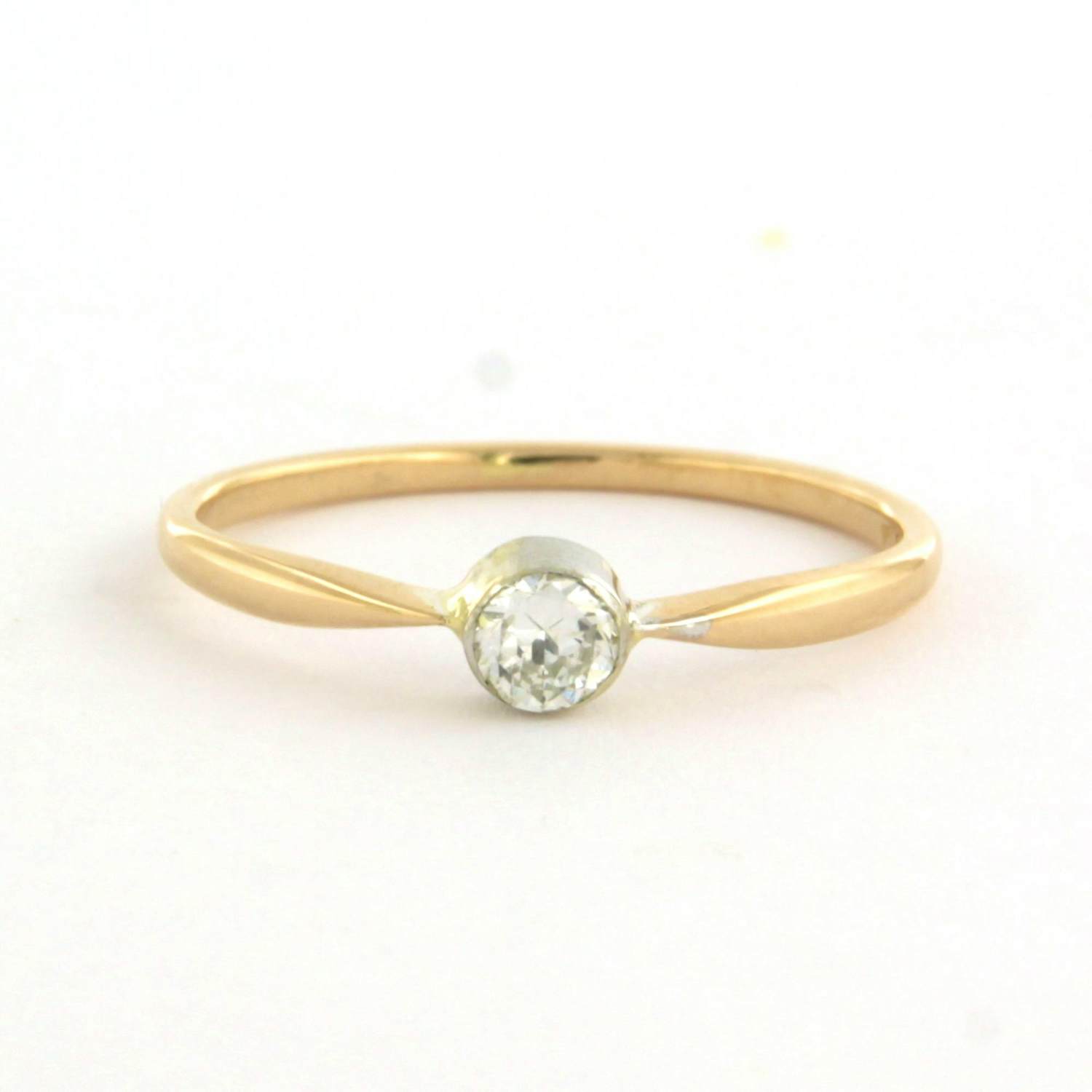 14k gouden solitair ring met een oud Amsterdams slijpvorm geslepen diamant verkocht voor € 160!