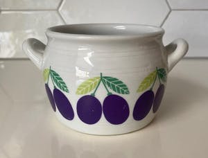 Ulla Procope - Boter pot met pruimen decor uit de Pomona serie van Arabia kopen? Bied vanaf 1!