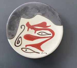 Niet of onleesbaar gesigneerd - Lot van 3 wandborden in Picasso stijl kopen? Bied vanaf 1!