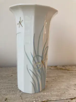 Rosenthal - Art Deco Dragonfly vaas ontworpen door Tapio Wirkkala kopen? Bied vanaf 45!